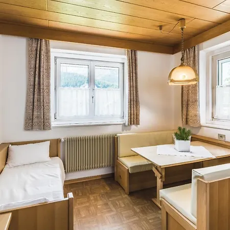 Zirm Apartment